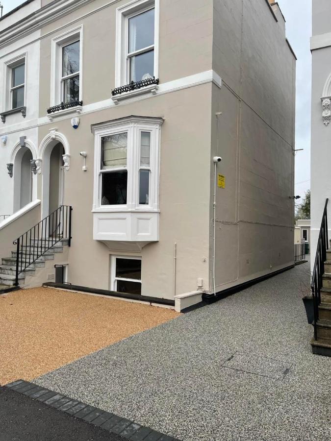 Cheltenham Central Apartment, Parking, Close Bars & Restaurants Челтнем Екстер'єр фото