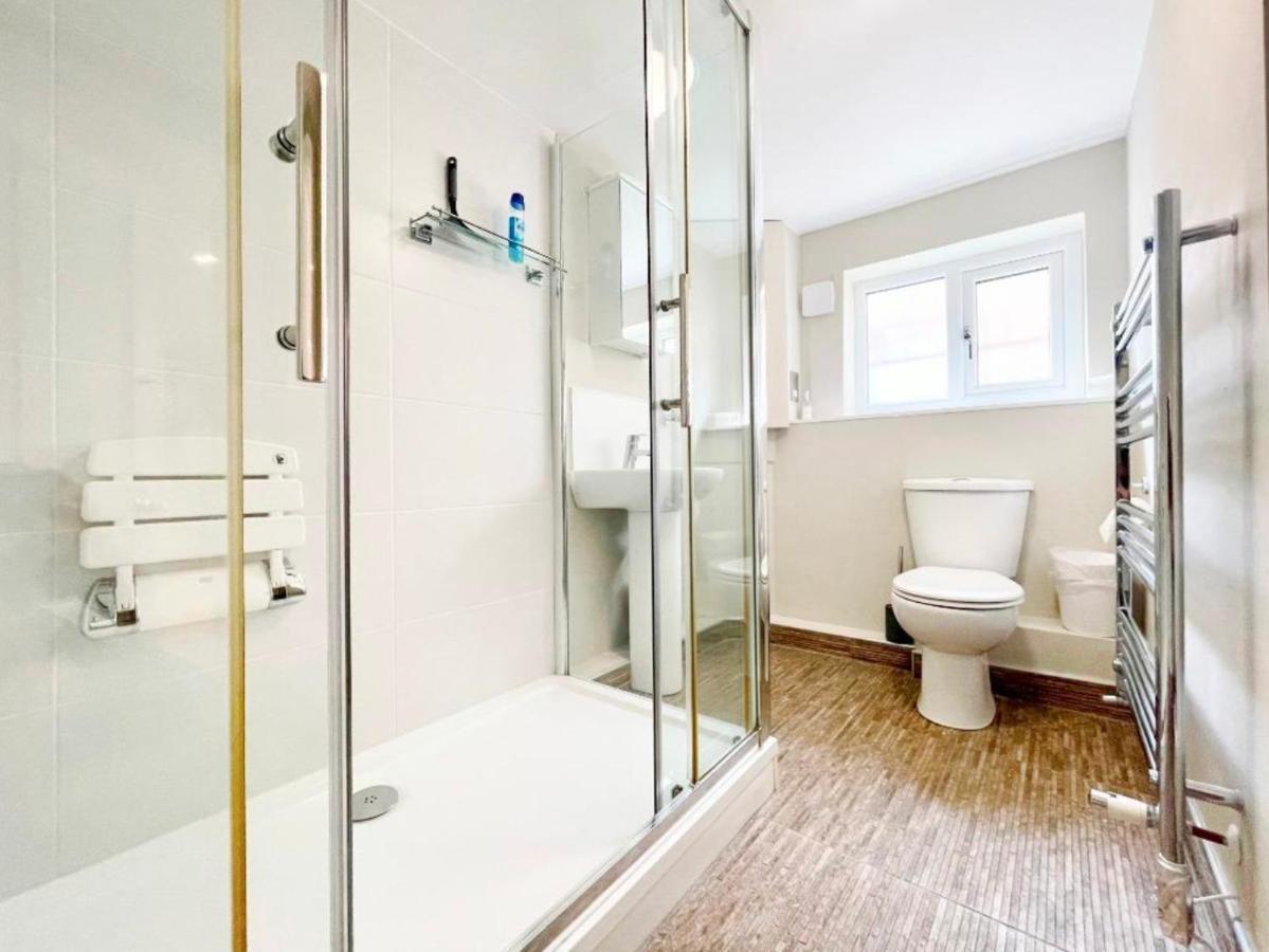 Cheltenham Central Apartment, Parking, Close Bars & Restaurants Челтнем Екстер'єр фото